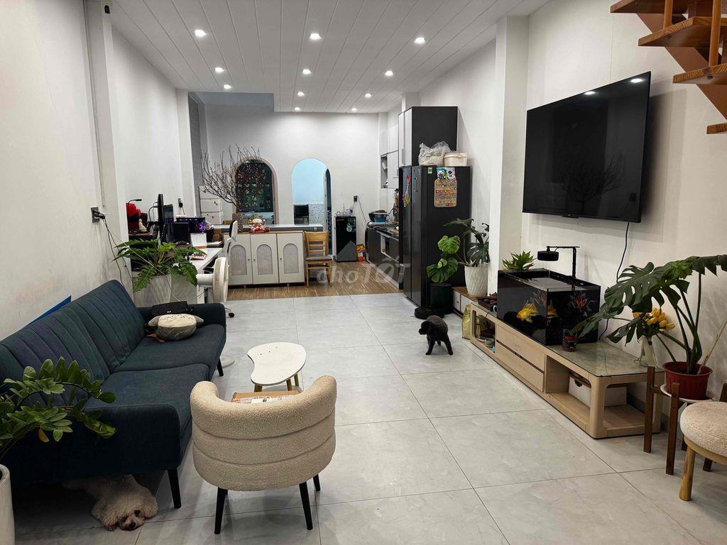 Cho thuê nhà nguyên căn hẻm xe lớn