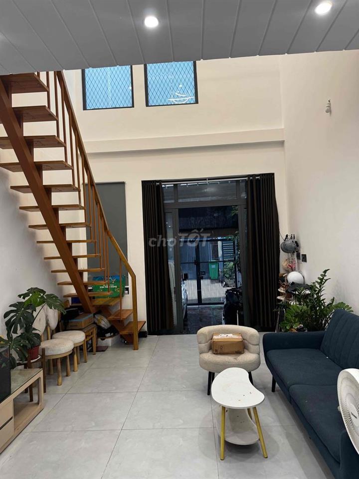 Cho thuê nhà nguyên căn hẻm xe lớn