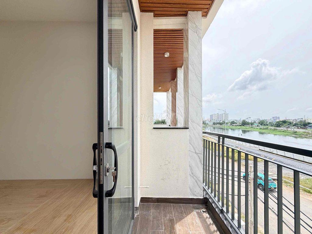 Căn hộ mới xây-•full nội thất-•Cửa sổ to thoáng mát-•giá thương lượng