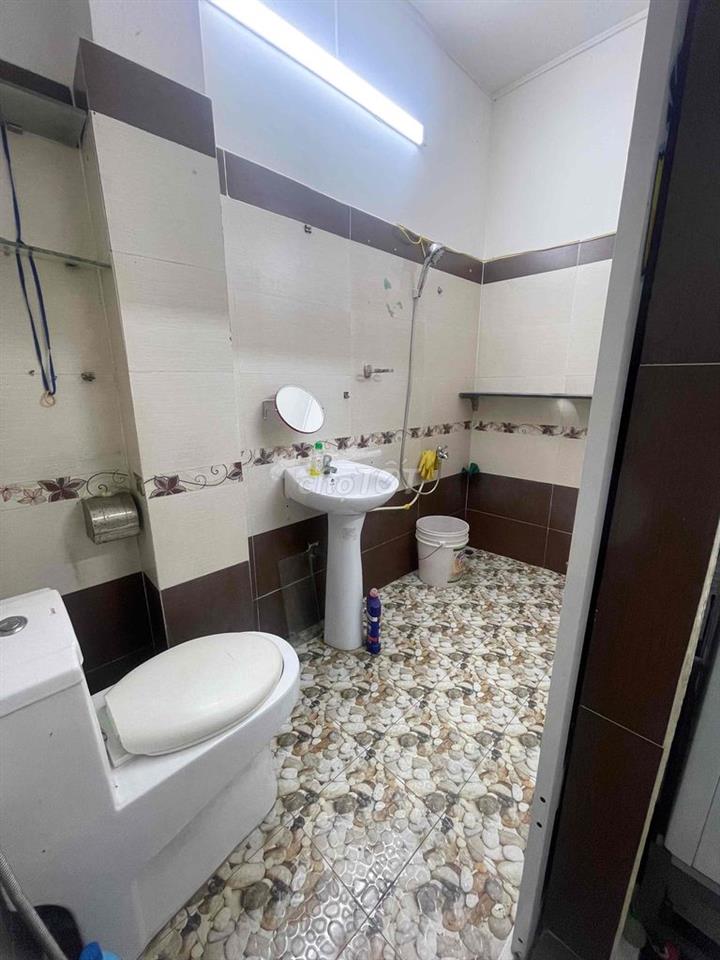 CHÍNH CHỦ CẦN BÁN NHÀ CƯ XÁ MẶT TIỀN ĐƯỜNG XE HƠI 2 CHIỀU