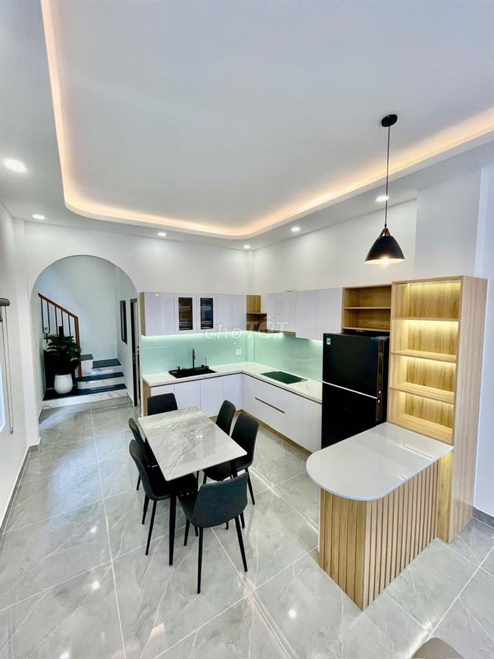 Cho thuê nhà sân rộng Gò Vấp