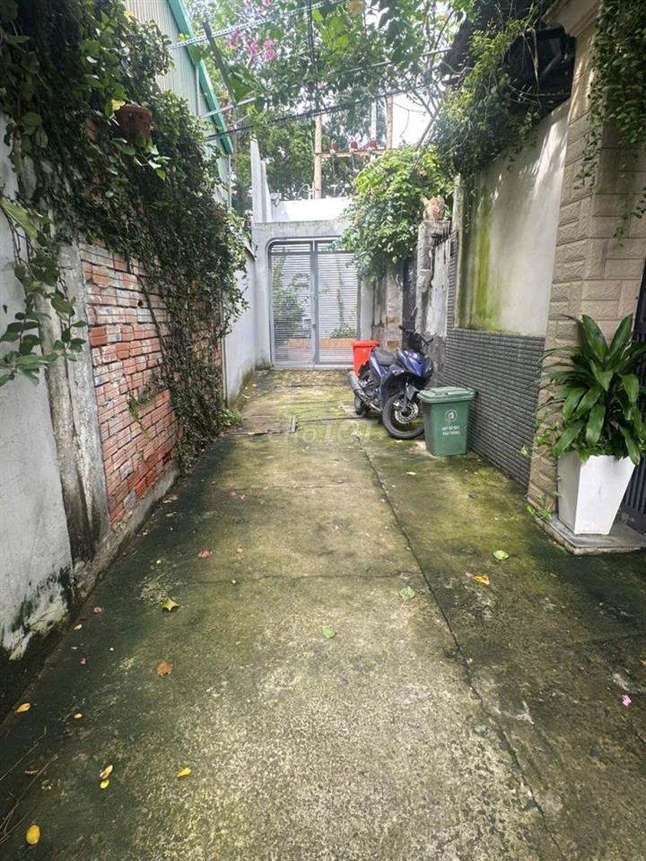 Cho thuê nhà sân rộng Gò Vấp