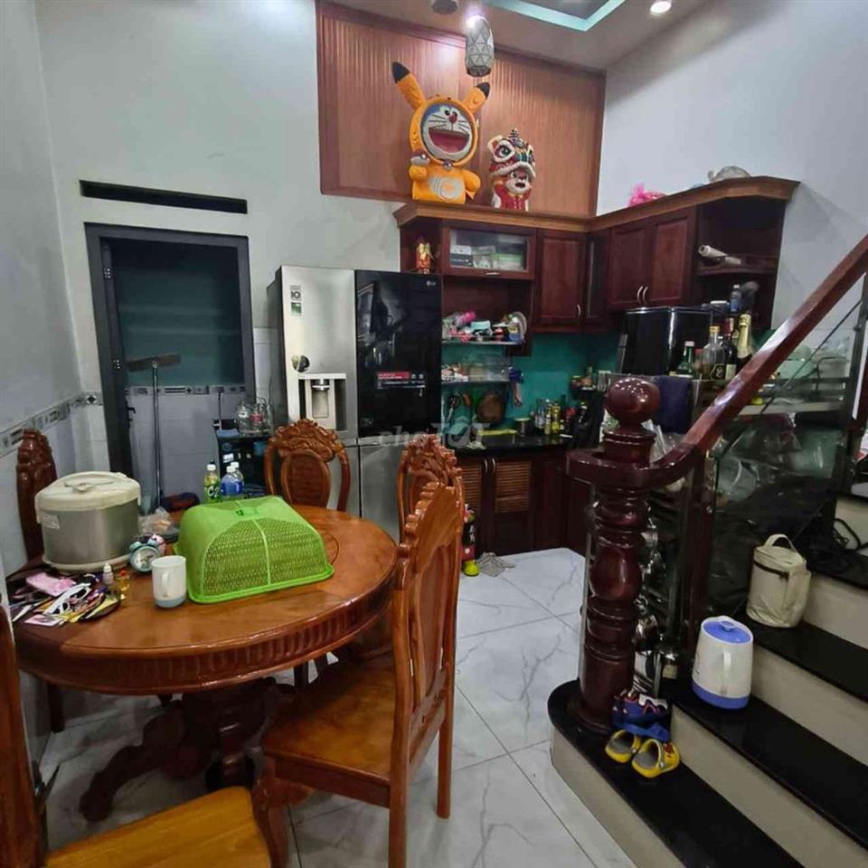 Nhà phú định quận 8 hẻm xe hơi