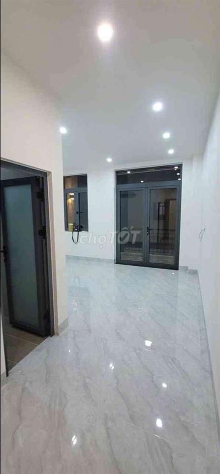 NHÀ  1SẸC 3LAU 3PN 4WC SÂN XE  HƠI  CHỈ 6.3TY