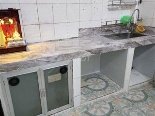 Cho thuê nhà nguyên căn cấp 4 điện nước chính