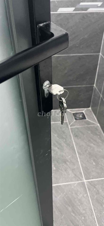 Cho thuê nhà mới xây Hồ Văn Tư