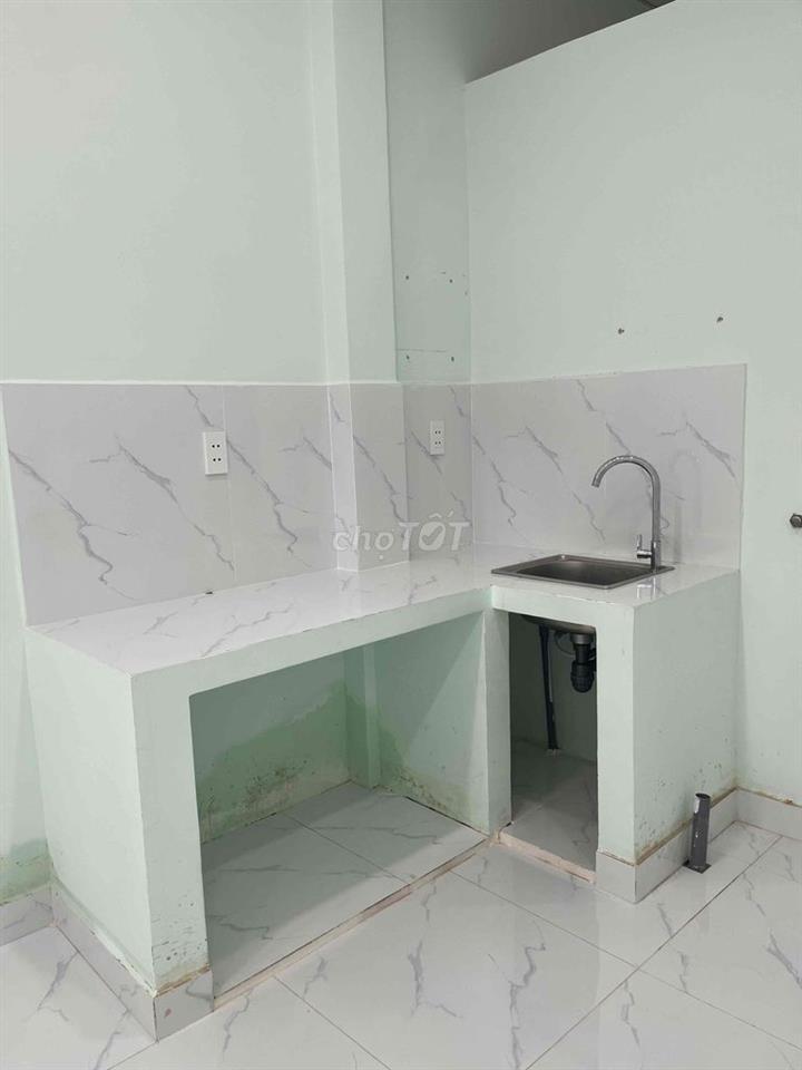 Cho thuê nhà mới xây Hồ Văn Tư