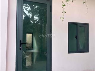 Cho thuê nhà mới xây Hồ Văn Tư