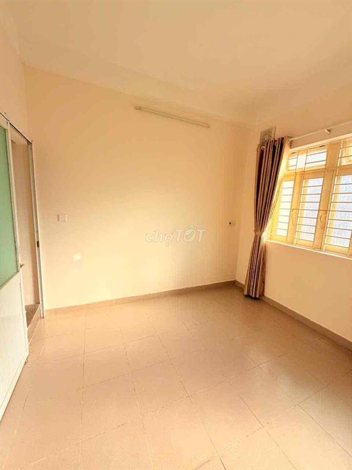 cho thuê nhà ở riêng biệt ngay uỷ ban quận 2 cũ