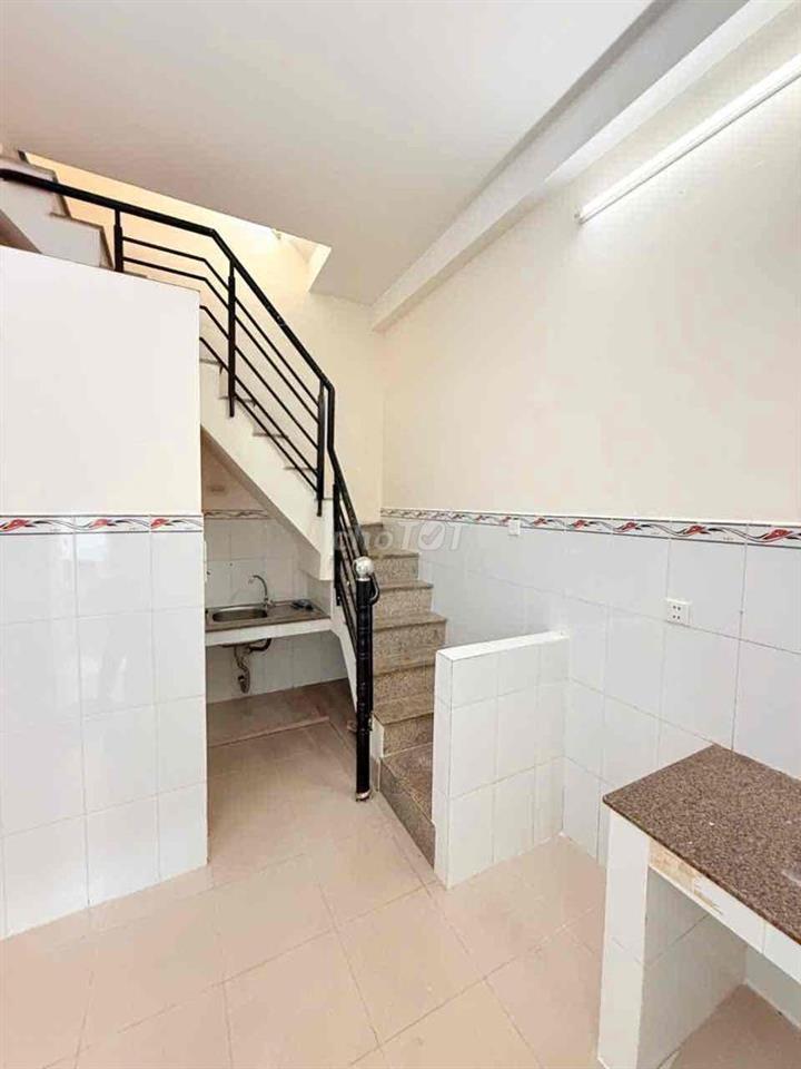 cho thuê nhà ở riêng biệt ngay uỷ ban quận 2 cũ