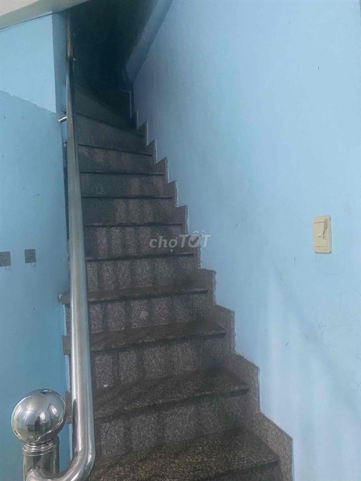 khu nha o rat an ninh thoang mát