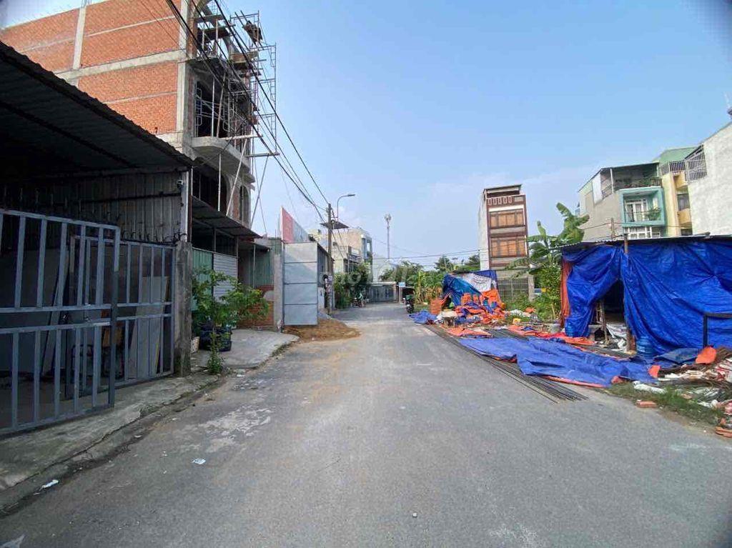 Bán đất đường nhựa 1 xẹt Bưng Ông Thoàn, kế khu biệt thự Villa Park.