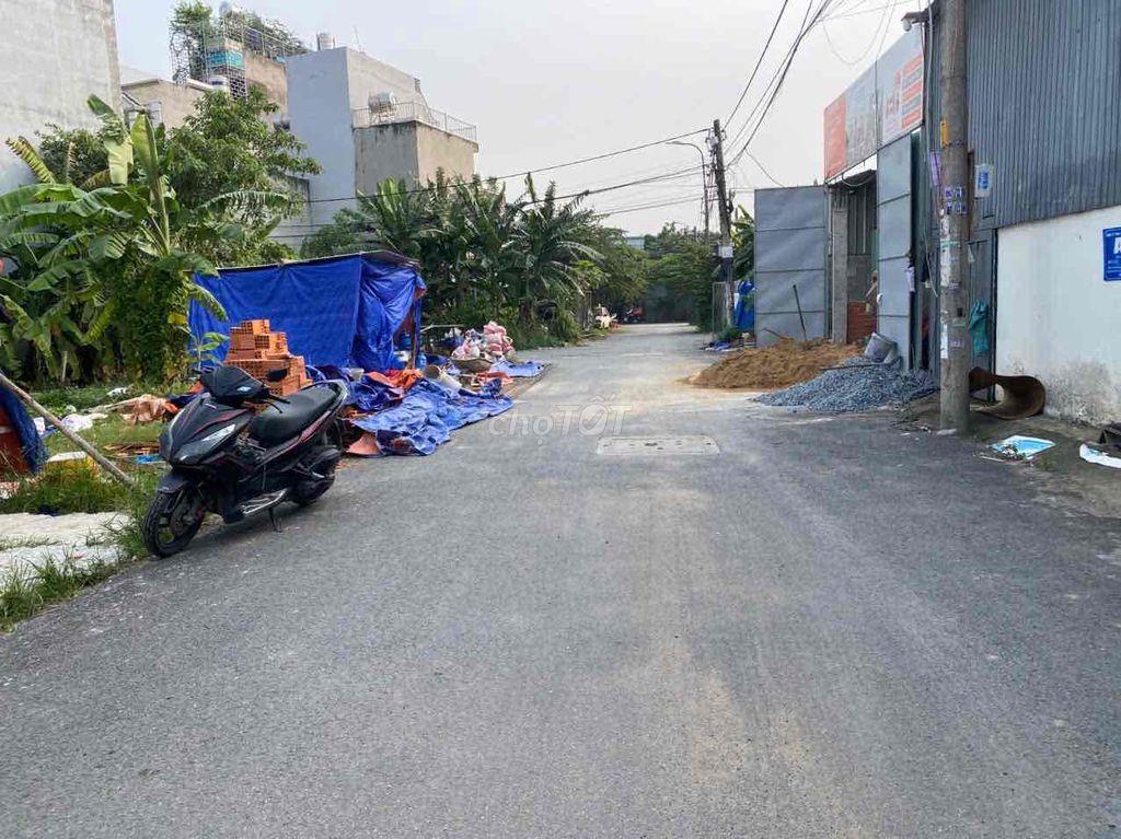 Bán đất đường nhựa 1 xẹt Bưng Ông Thoàn, kế khu biệt thự Villa Park.