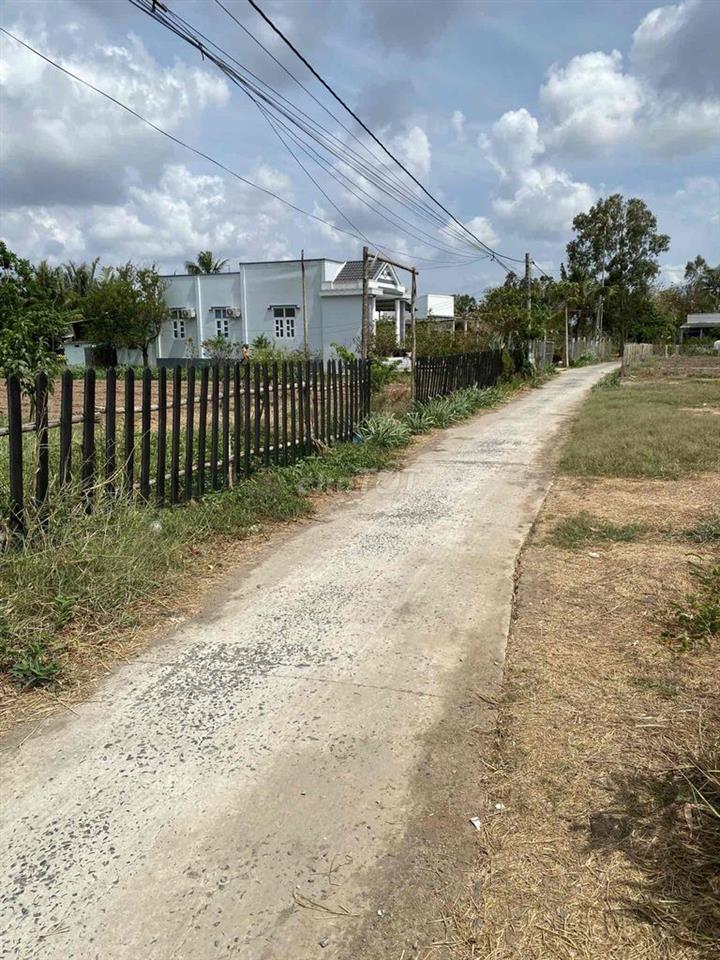 Bán đất đường Trần Văn Thơm - 1 xẹt đường Thanh Nhung, Phước Trung.