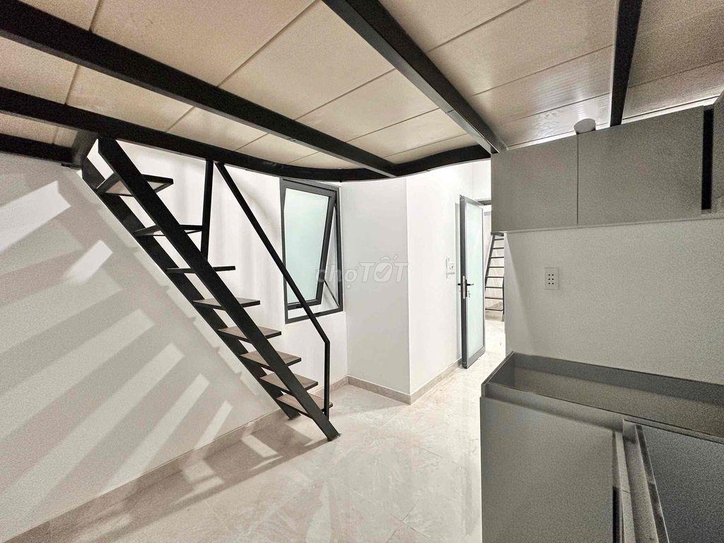 Duplex mới xây ngay Phạm Văn Đồng