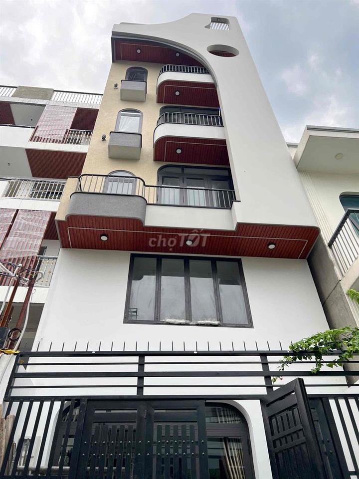 Studio ban công full nt nhà mới 100%