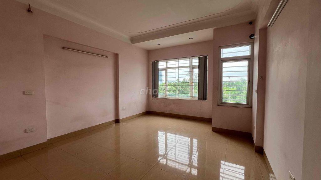 CHÍNH CHỦ CHO THUÊ MẶT BẰNG KINH DOANH MẶT ĐƯỜNG CỔ LINH – CÁCH AEON L