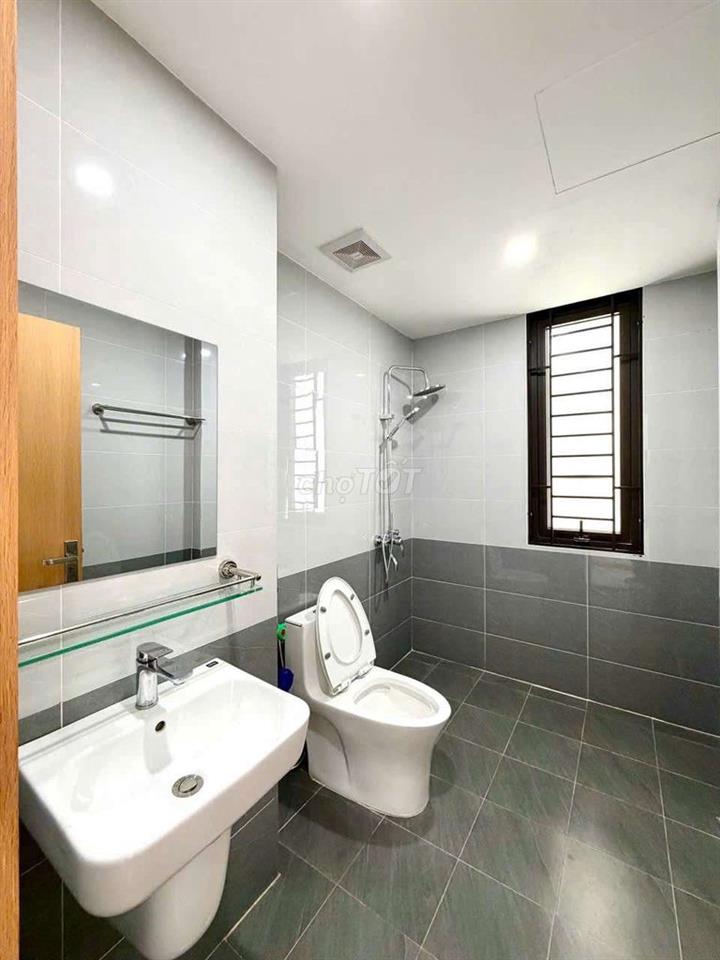 Studio Xuân đỉnh, Bắc từ niêm