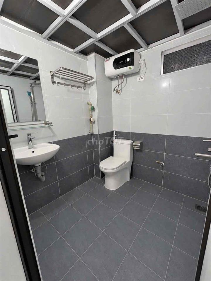 Lhệ mình chính chủ nhà mình mới xây xong hoàn thiện còn vài phòng giá