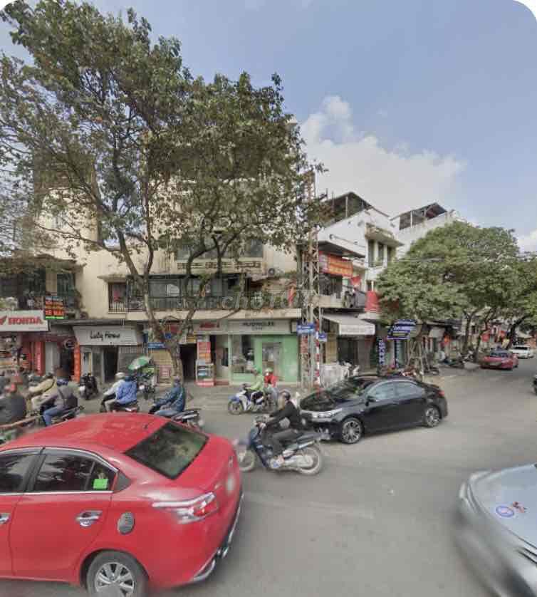Ngã 5 Hàng Bông! Cc cho thuê mbkd tầng 1 dt 50m