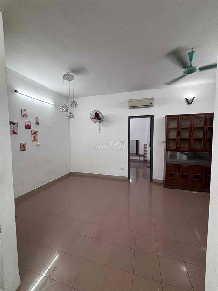Cho thuê căn hộ khu tập thể đường Thạch Bàn