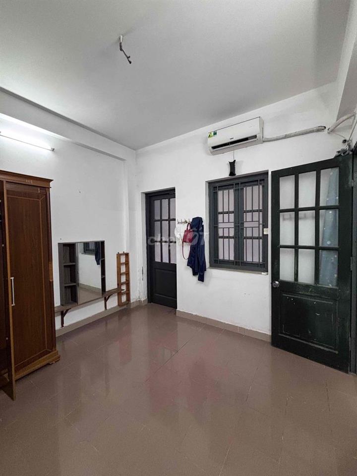Cho thuê căn hộ khu tập thể đường Thạch Bàn