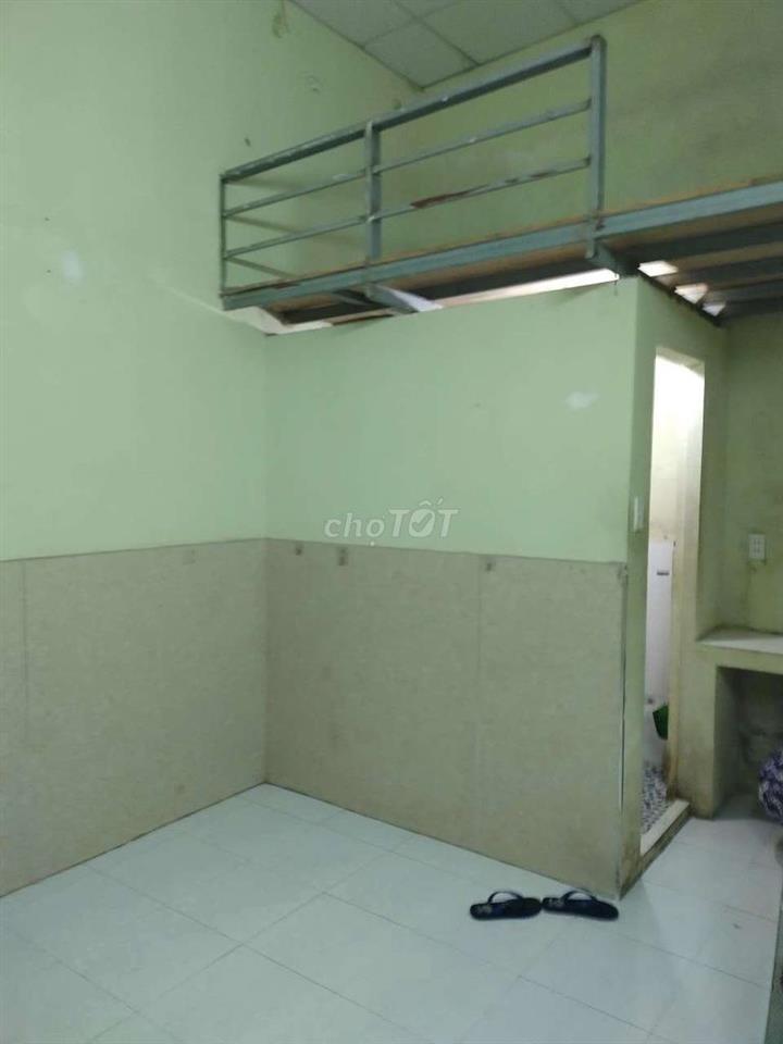 Phòng trọ 18m2 đường Nhơn Hoà 3