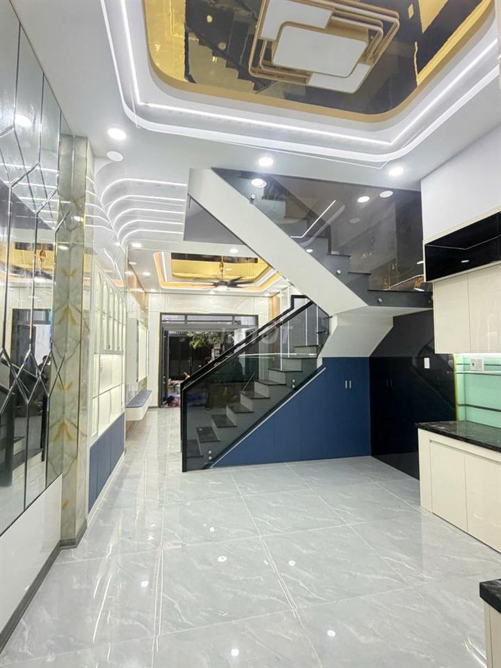 Ngộp bank bán gấp nhà 1T- 1L ngay Ng.Tri Phương 1tỷ780 DT60m2, gần Go 