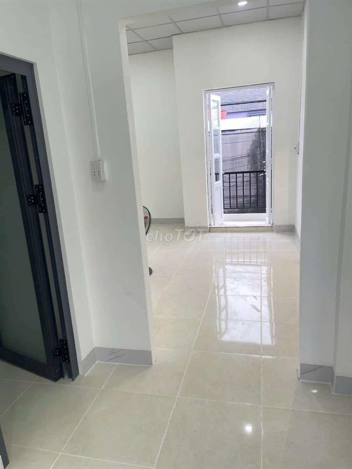 NHÀ BÌNH NHÂM, 3 PHÒNG NGỦ, VÀO Ở NGAY, 2 TỶ 780TR