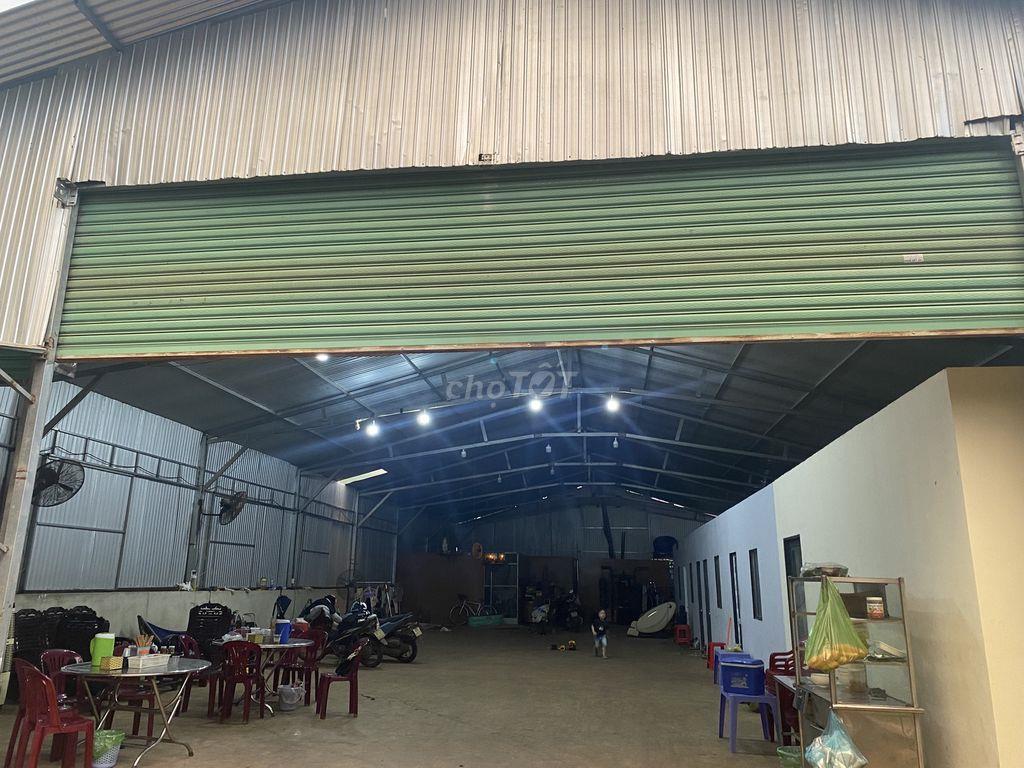 Kho thổ cư 100%