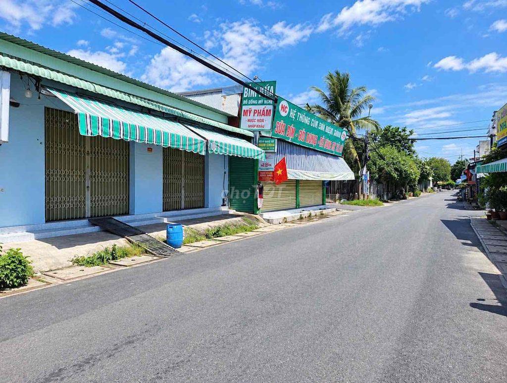 CẦN BÁN GẤP