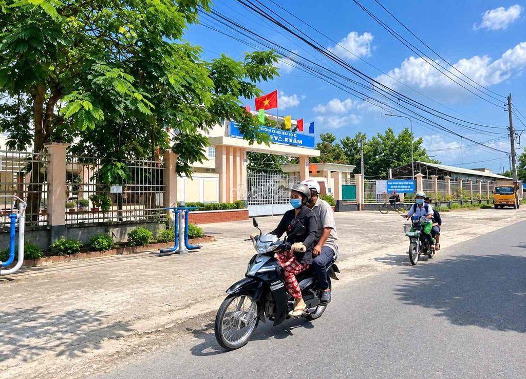 CẦN BÁN GẤP