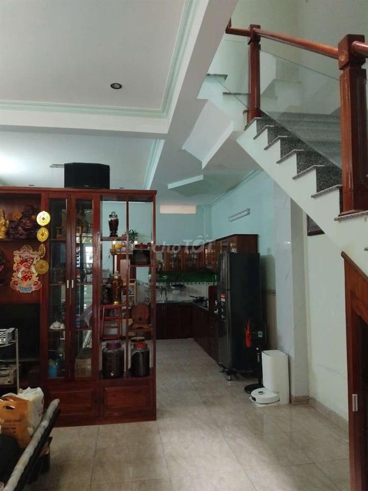 Nhà cho thuê nguyên căn làm văn phòng