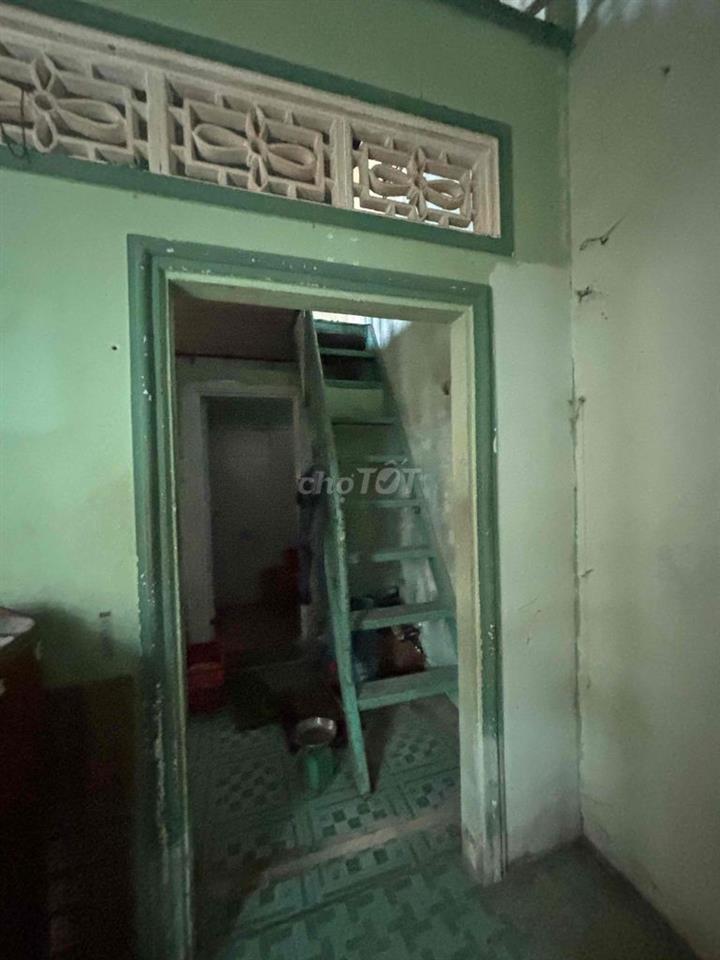 Bán nhà cũ, hẻm nhỏ( hẻm kênh đình bình thuỷ) thông được các hẻm 3