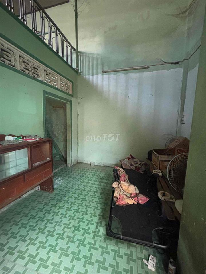 Bán nhà cũ, hẻm nhỏ( hẻm kênh đình bình thuỷ) thông được các hẻm 3