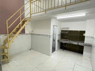 9B - TRỌ CHỊ MAI XUÂN HỒNG