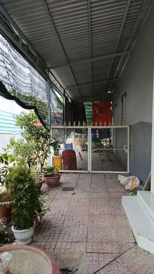 cần bán gấp căn nhà hai mặt tiền góc 