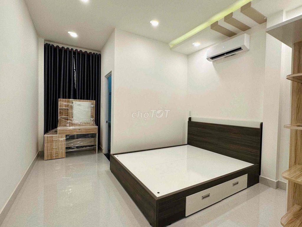 Nhà full nội thất