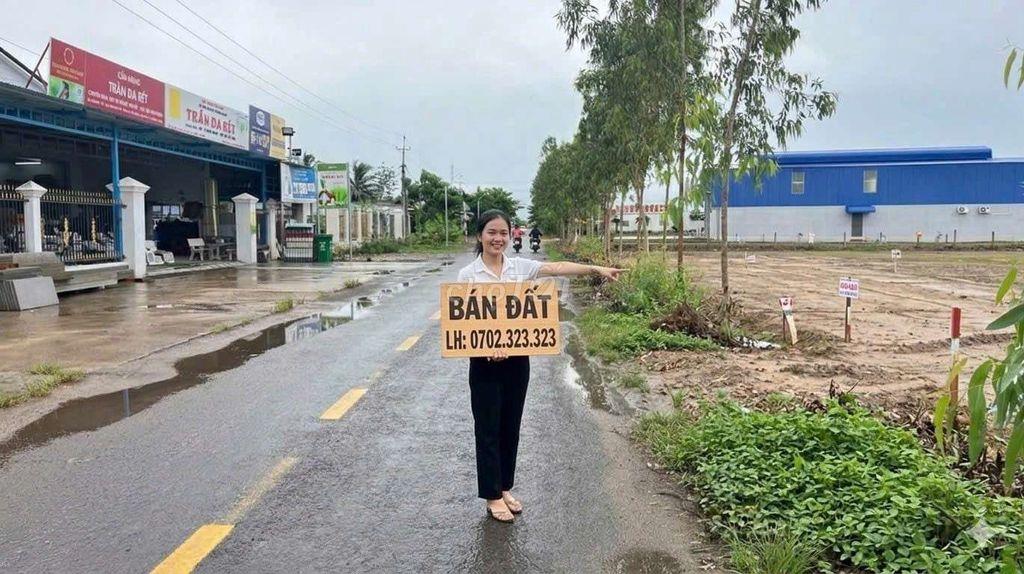chính chủ cần bán đất mặt tiền tỉnh lộ gần chợ trường học 150m