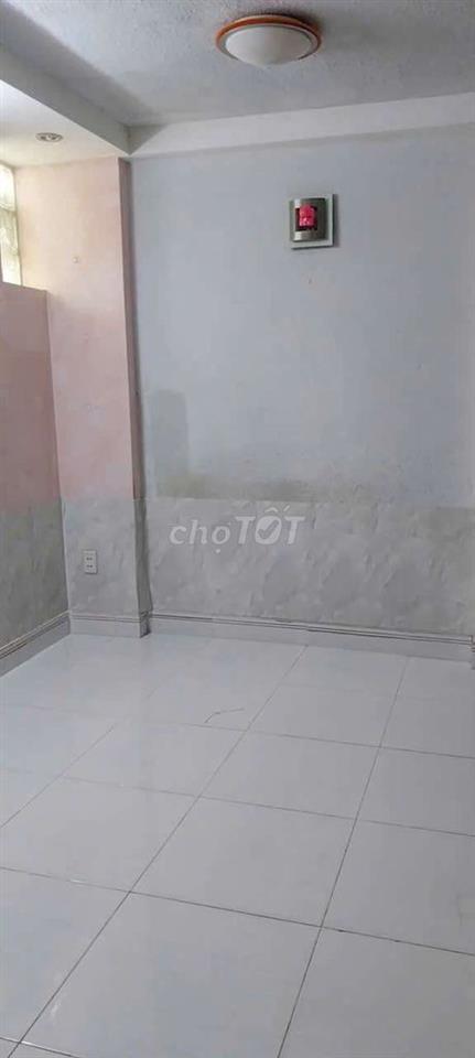 Cho thuê 1 phòng lầu 1