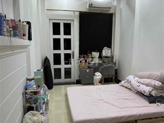 PHÒNG BAN CÔNG LỚN PHÚ NHUẬN