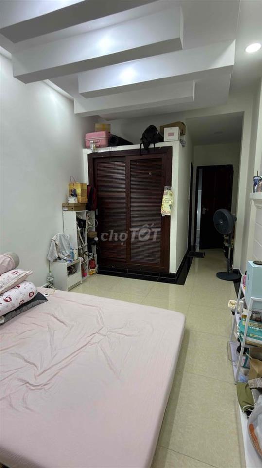 PHÒNG BAN CÔNG LỚN PHÚ NHUẬN