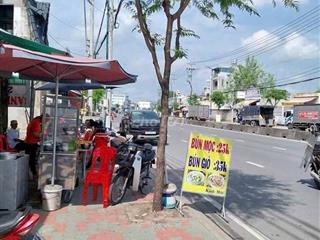 Cho thuê nhà nguyên căn mặt tiền đường Đặng Thúc Vịnh Hóc Môn