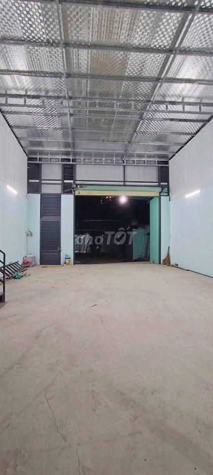 Chính chủ cho thuê nhà mới mặt tiền đường Trịnh Thị Dối, Hóc Môn 