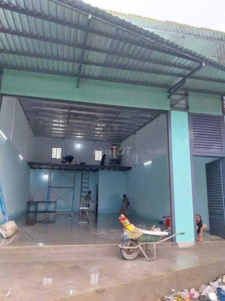 Chính chủ cho thuê nhà mới mặt tiền đường Trịnh Thị Dối, Hóc Môn 