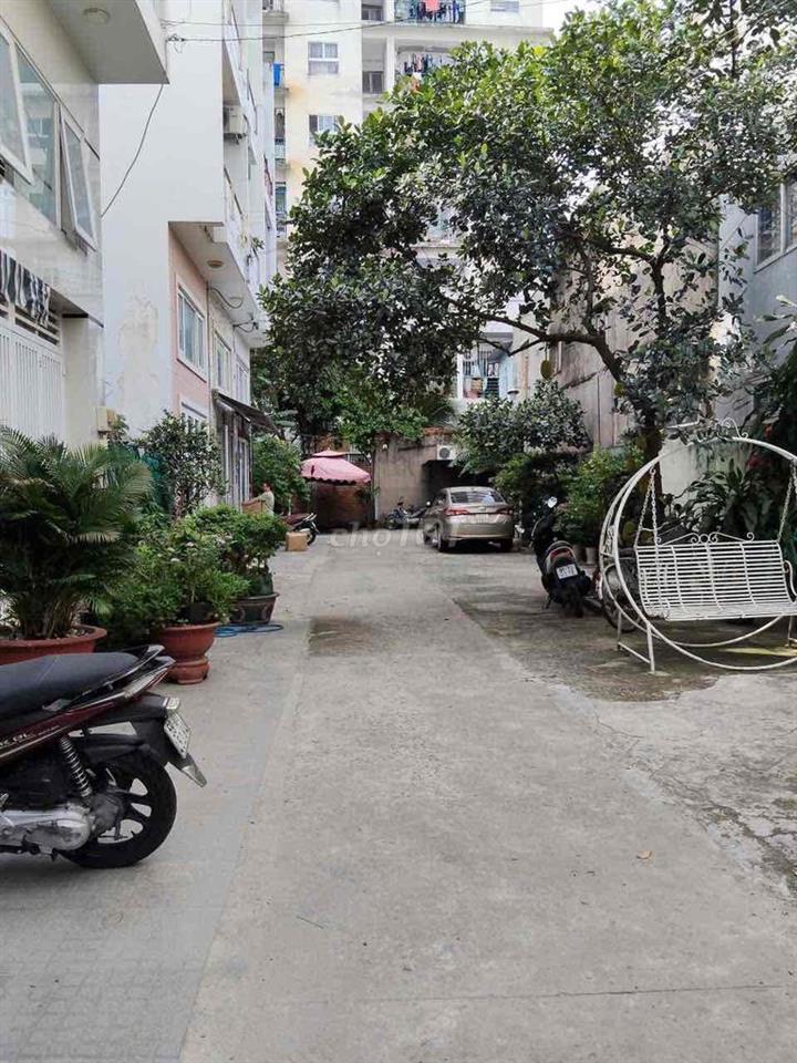 Nhà phố, khu nội bộ, dân trí cao (co cổng riêng, camera antt), hẻm 7m,