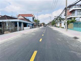 BÁN ĐẤT MẶT TIỀN RỘNG ĐẸP