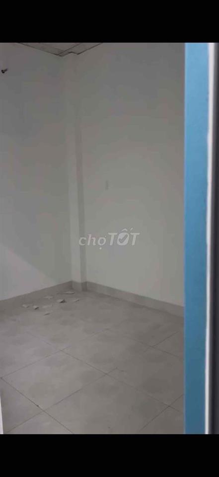 cho thuê nhà riêng vị trí nằm ngay trung tâm chợ binh thanh