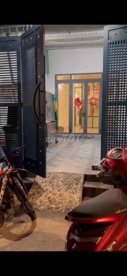 cho thuê nhà riêng vị trí nằm ngay trung tâm chợ binh thanh