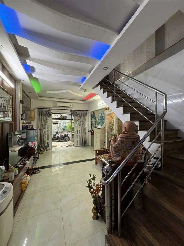 Nhà Hẻm 3,75 x 11m 1Lầu Lạc Long Quân Q11